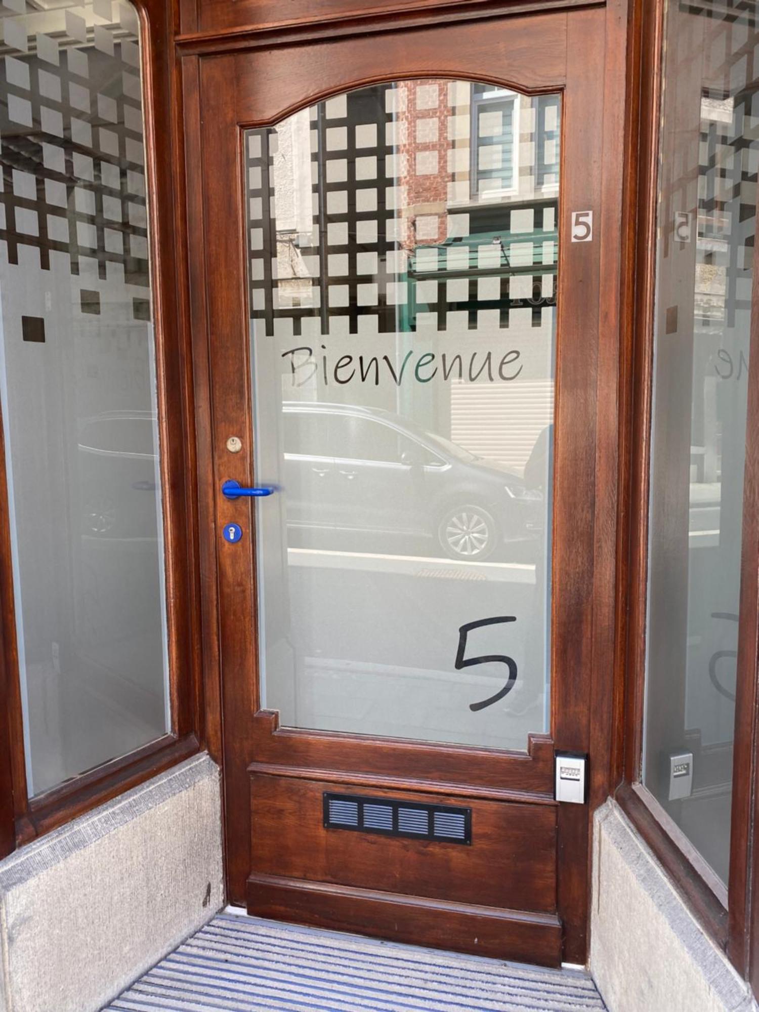 Gite D'Avalon Appartement 5 دينانت المظهر الخارجي الصورة